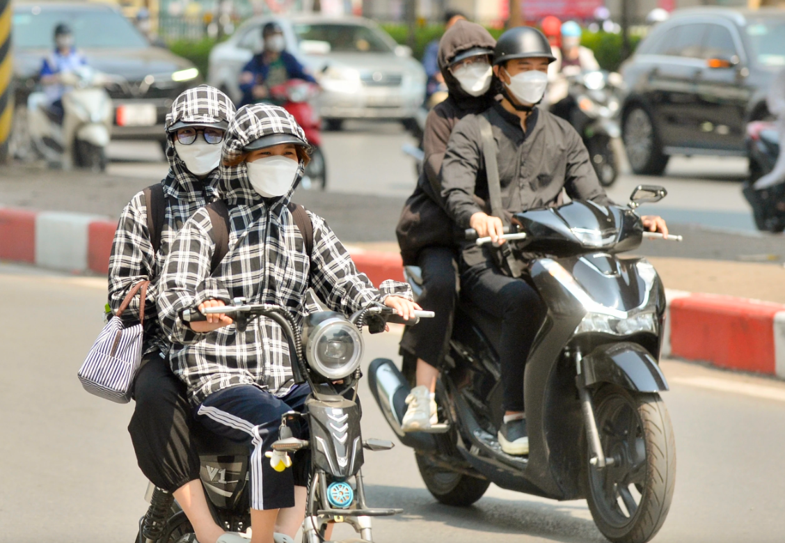 Thời tiết hôm nay ngày 29/4/2024: Cả nước nắng nóng, lập đỉnh trên 42 độ C